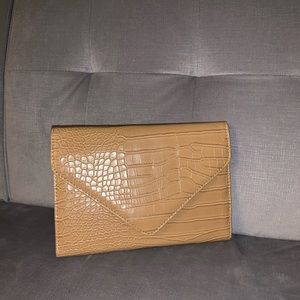 SNAKESKIN WALLET CLUTCH